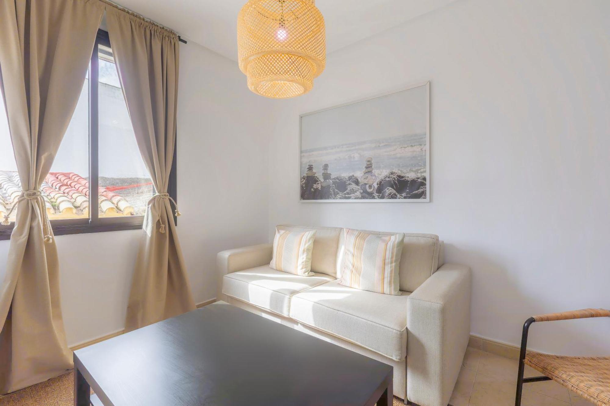 Apartamentos Moon Dreams Puerto Эль-Пуэрто-де-Санта-Мария Экстерьер фото