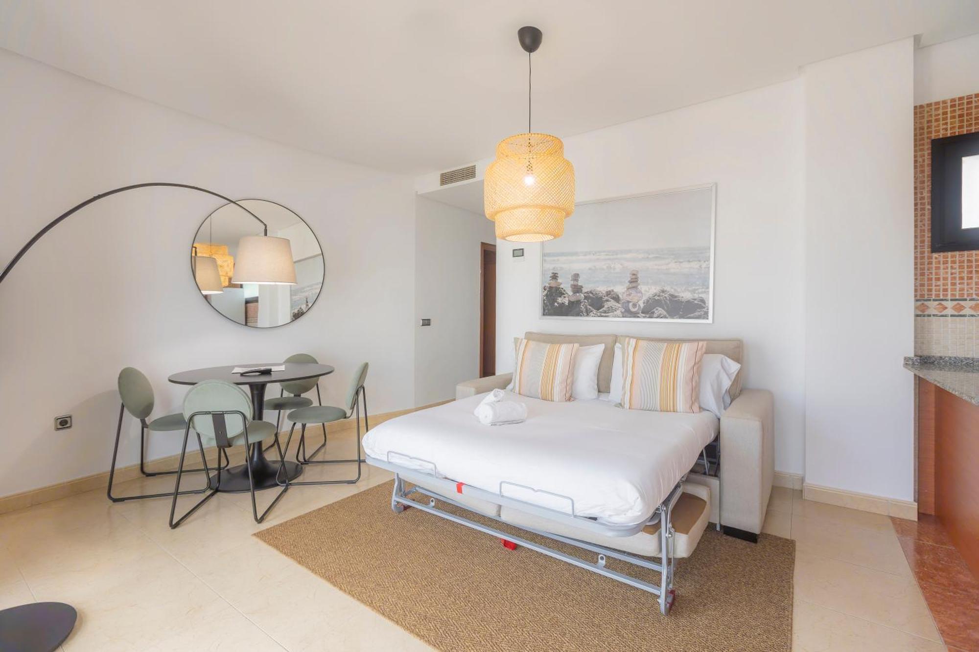 Apartamentos Moon Dreams Puerto Эль-Пуэрто-де-Санта-Мария Экстерьер фото