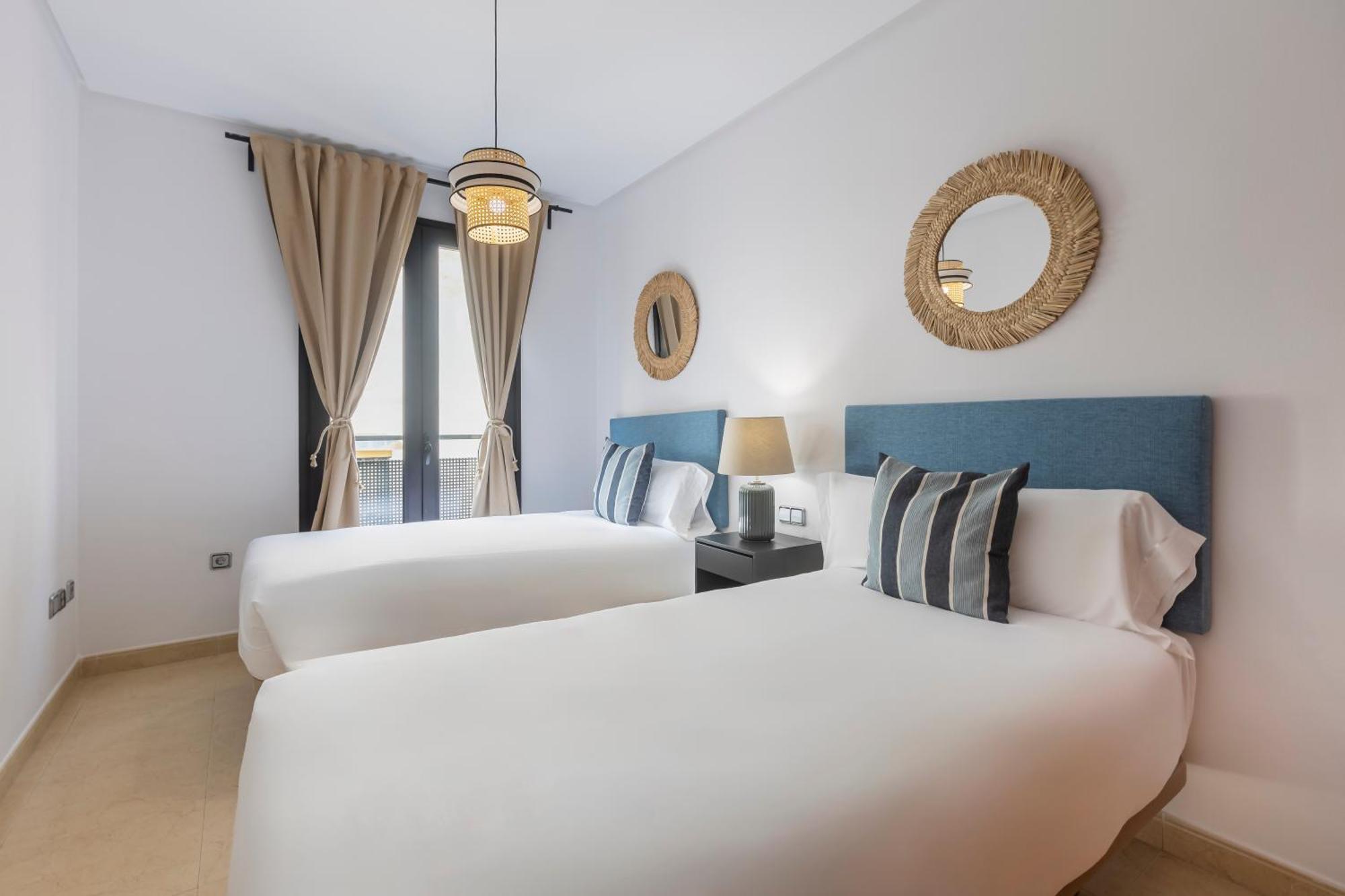 Apartamentos Moon Dreams Puerto Эль-Пуэрто-де-Санта-Мария Экстерьер фото
