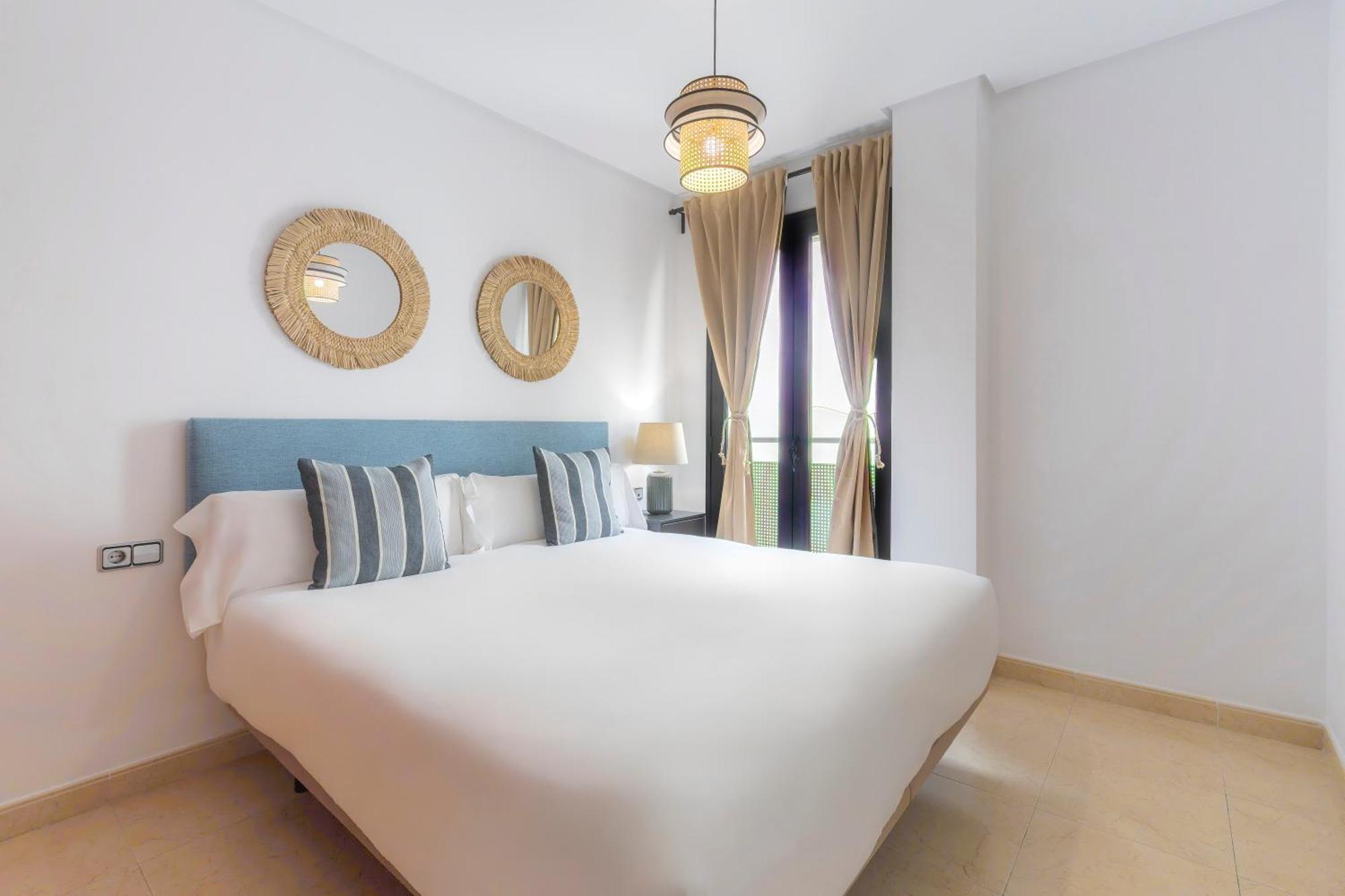 Apartamentos Moon Dreams Puerto Эль-Пуэрто-де-Санта-Мария Экстерьер фото