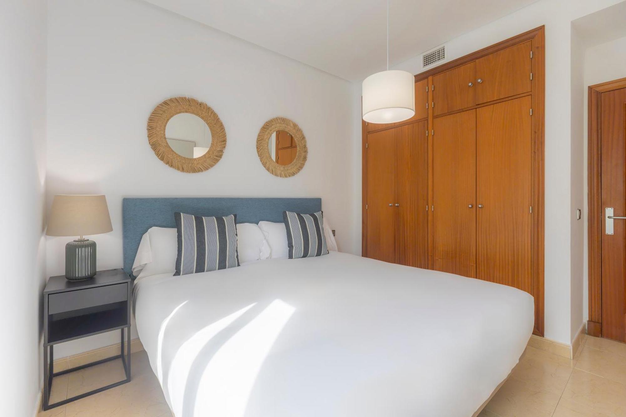 Apartamentos Moon Dreams Puerto Эль-Пуэрто-де-Санта-Мария Экстерьер фото